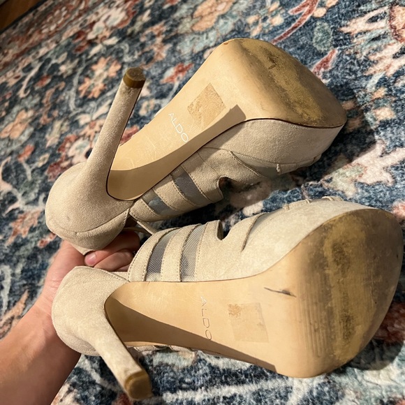 ALDO Beige Strappy Heels - 6.5 - Picture 4 of 4